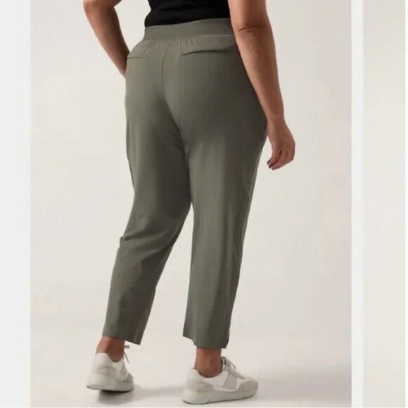 3X (24/26) - ATHLETA - Brooklyn Ankle Pants Olive NEW - Picture 2 of 5